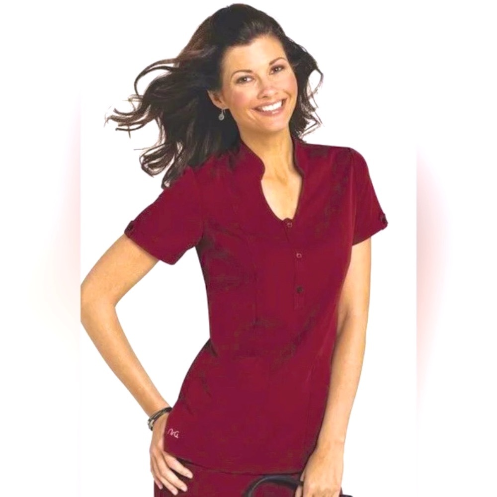 NRG Mandarin scrub top S small